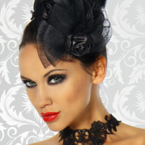 Vintage Minihut / Fascinator