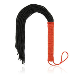 Flogger mit schwarzen Kordeln