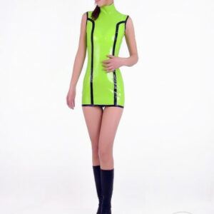 Knappes Kleid aus Latex mit hohem Kragen
