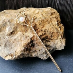 Haarnadel mit Halbmond mit Stein