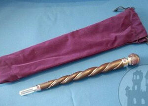 Zauberstab aus Rosenholz m. Amethyst klein