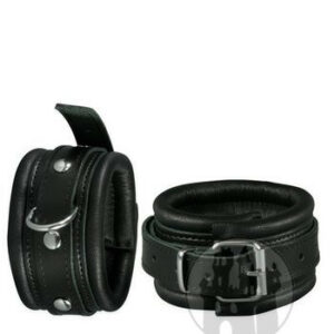 Fussfessel schwarz mit D-Ring